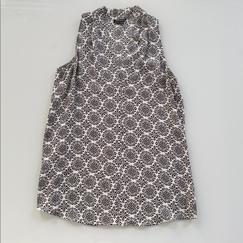 Theory Sleeveless Printed Blouse – Black & White, Size S